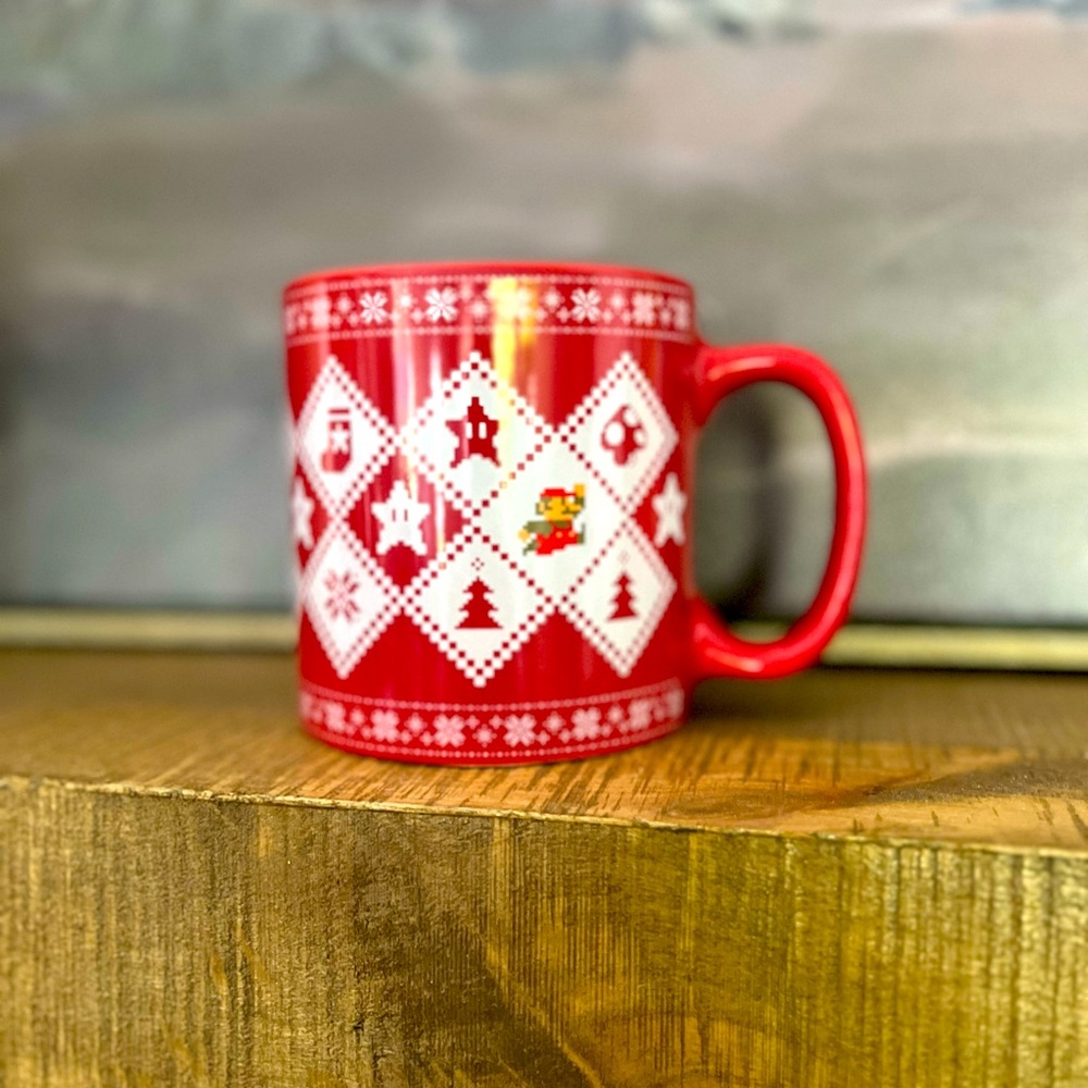 EUC SUPER MARIO BROS HOLIDAY COFFEE MUG (OFFICIAL NINTENDO) (GAMESTOP EXCLUSIVE)